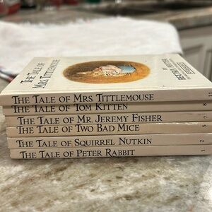6 Mini Beatrix potter books vintage
